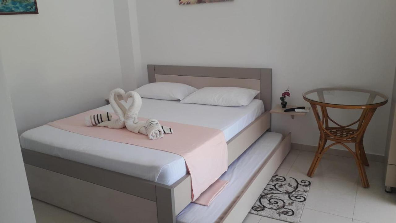 Vila Juna 사밀 외부 사진